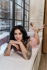 Миниатюра Индивидуалка Даниэла Юбилейный Фотография 