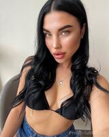 Миниатюра Индивидуалка Мария Фестивальный Фотография 