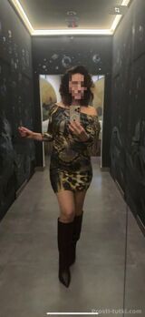 Миниатюра Индивидуалка Эвелина Энка Фотография 