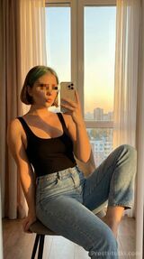 Миниатюра Индивидуалка Малышка Алиса Центральный Фотография 