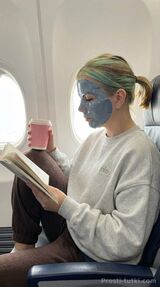 Миниатюра Индивидуалка Малышка Алиса Центральный Фотография 