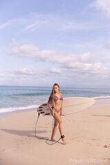 Миниатюра Индивидуалка Виолетта Фестивальный Фотография 