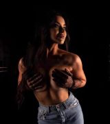 Миниатюра Индивидуалка Стейси Фотография 